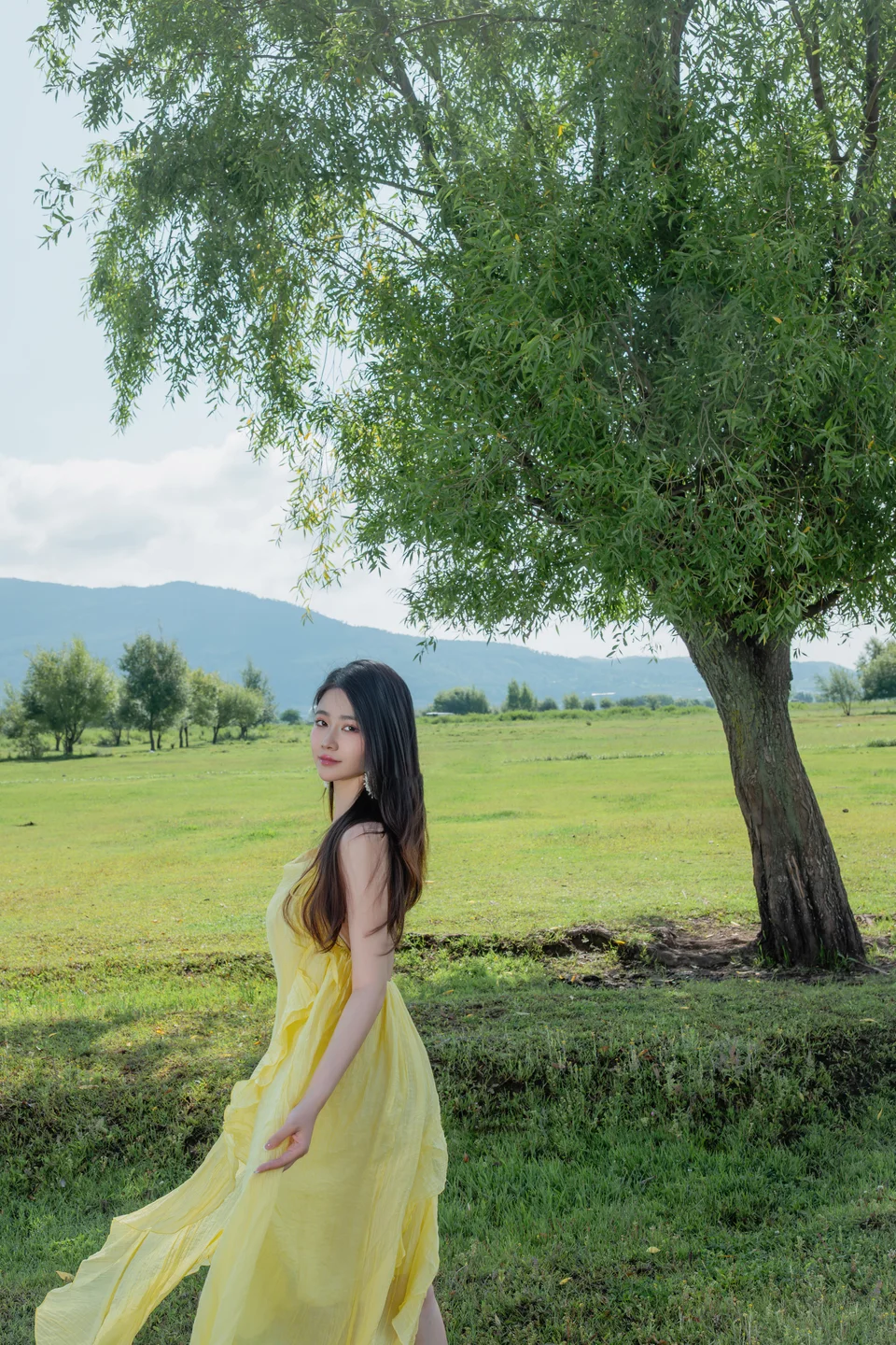 年年 - 绿茵 [83P-479MB]